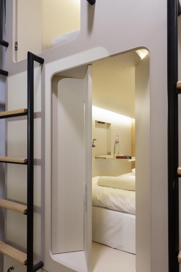 Jeru Caps Capsule hotel Jerusalem